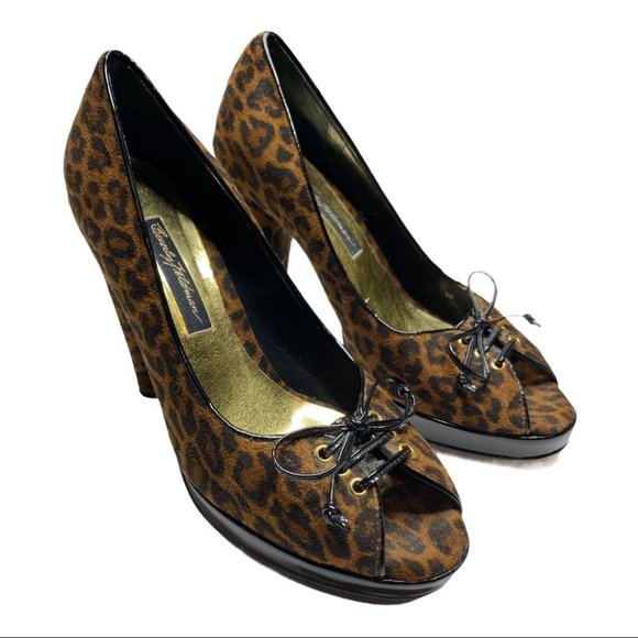 Beverly Feldman Shoes - Beverly Feldman Leopard Play Along Heels Size 8M
